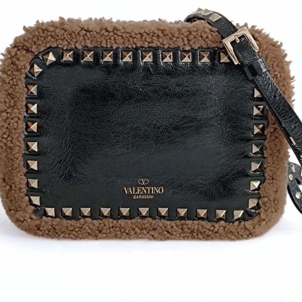 VALENTINO SHEARLING FUR CAMERA BAG NWT
